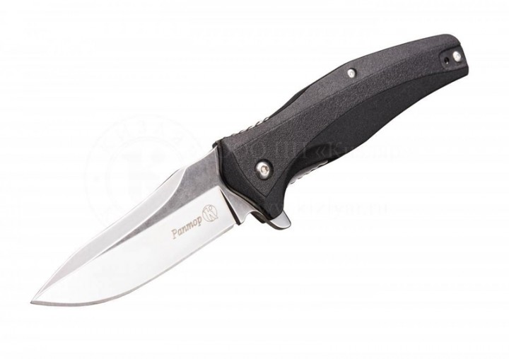 Folding knives